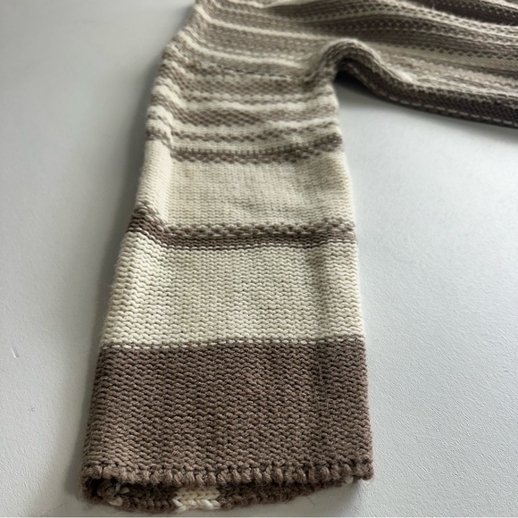 Bohme women’s size small oversize round neck, long sleeve knit sweater - Picture 12 of 13